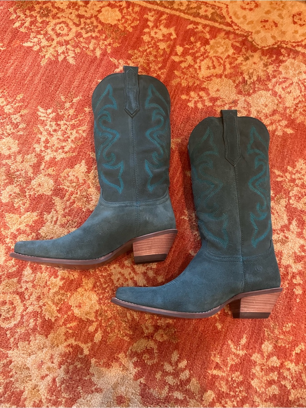 Dingo Green Suede Leather Out West Western Boots - brand new, never worn, 8